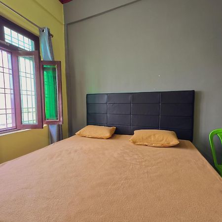 Mahi Restaurant & Guest House Almora Buitenkant foto