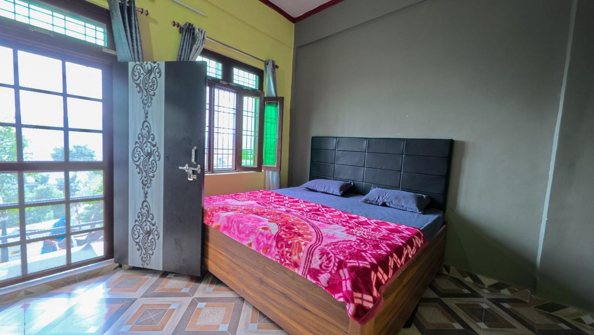 Mahi Restaurant & Guest House Almora Buitenkant foto